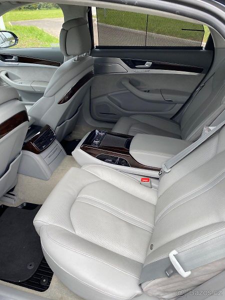 Audi A8 (2015) - fotka 12 z 17