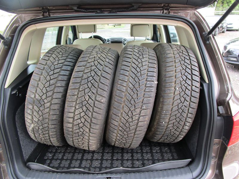 Volkswagen Tiguan 1,4TSi-90KW-STK+NOVÉ ROZVODY - fotka 6 z 18
