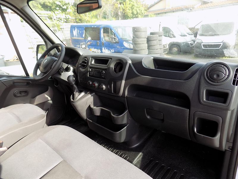 Renault Master 2,3 DCI 107 KW L3H2 AC, TEMP - fotka 24 z 34