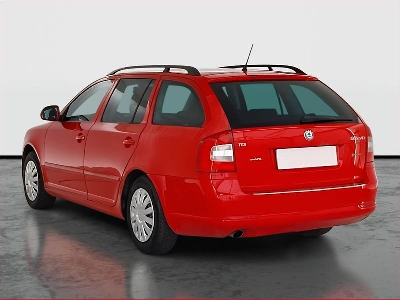 Škoda Octavia (2012) Elegance 1.6 TDI, slušný stav - fotka 4 z 17