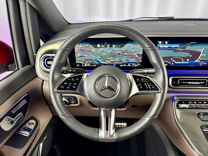 Mercedes-Benz Třídy V d 4MATIC EXCLUSIVE AMG LONG, A - fotka 13 z 31