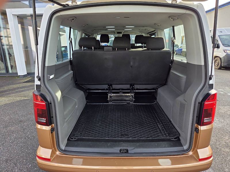 Volkswagen Caravelle (2022) 2.0 TDI DSG Long 9míst WEBASTO - fotka 35 z 43