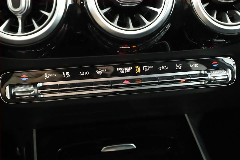 Mercedes-Benz Třídy B (2021) B 220 d 4MATIC - fotka 13 z 20