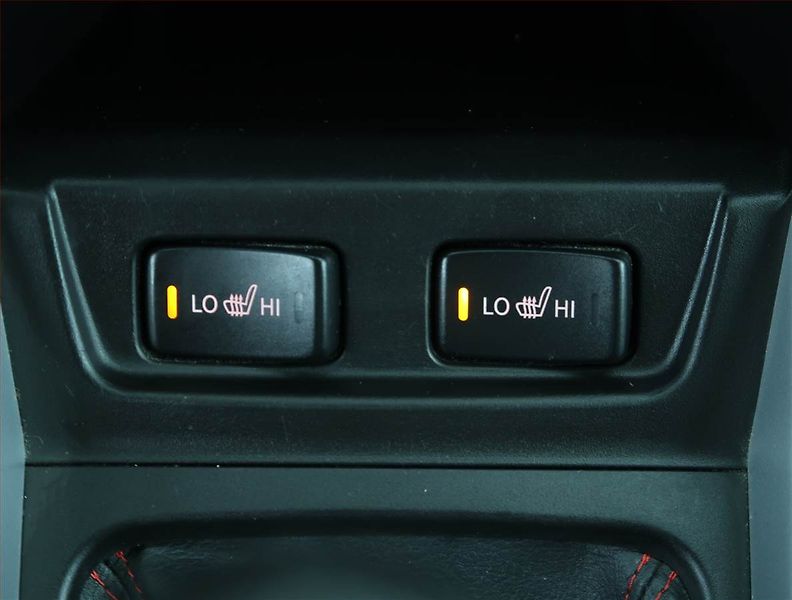 Suzuki Vitara (2018) 1.4 BoosterJet, Serv.kniha - fotka 17 z 17