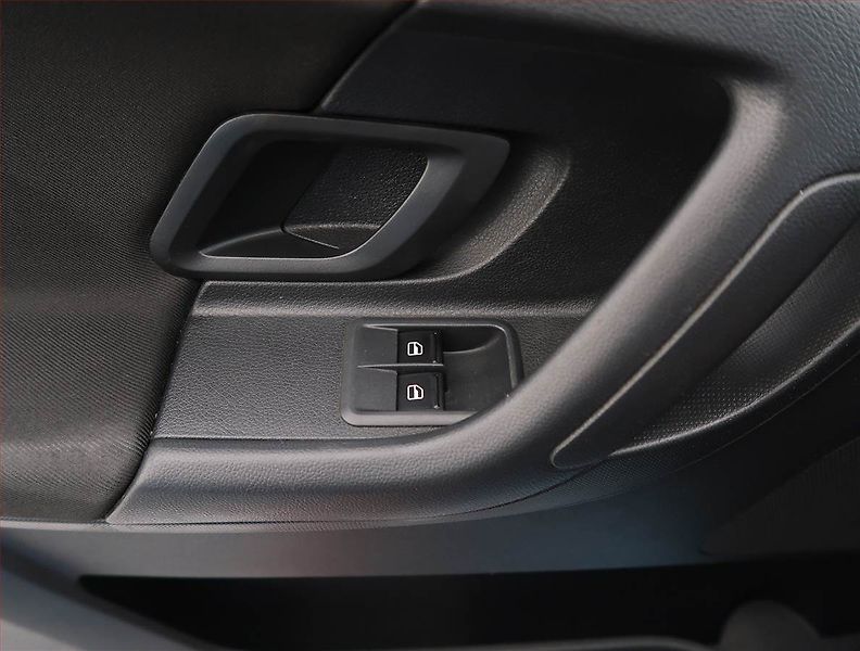 Škoda Roomster (2012) 1.2 TSI, Serv.kniha - fotka 18 z 19
