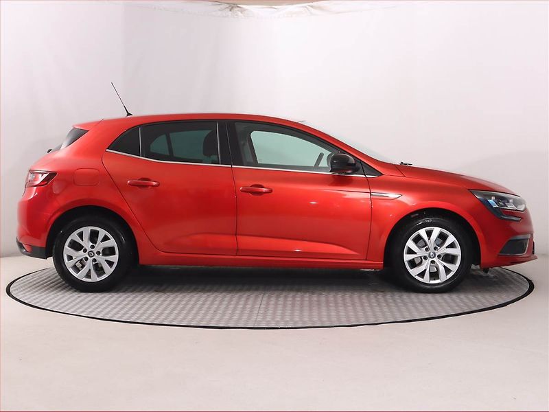 Renault Mégane (2019) Limited 1.3 TCe, Navi - fotka 6 z 19