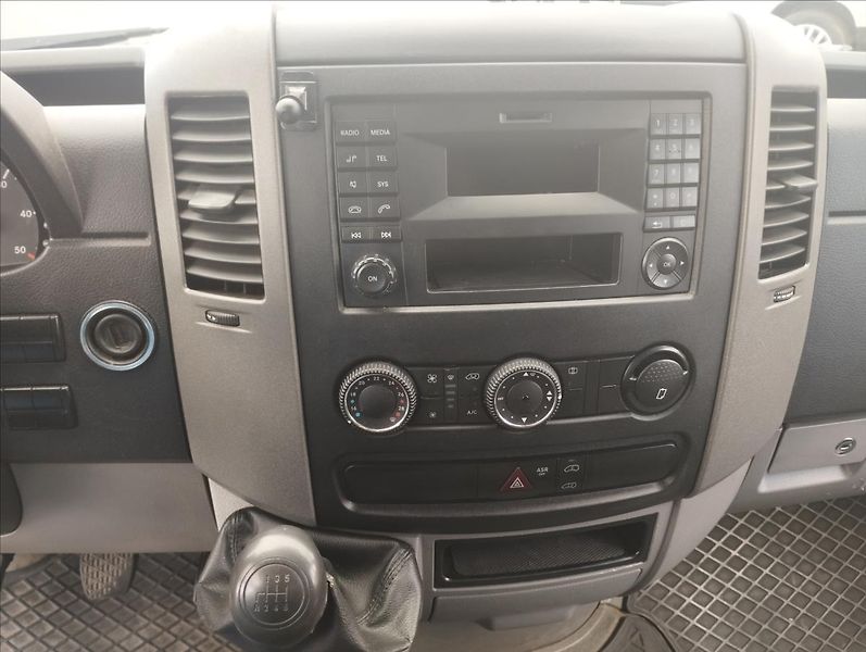 Mercedes-Benz Sprinter 2,1 - fotka 12 z 12