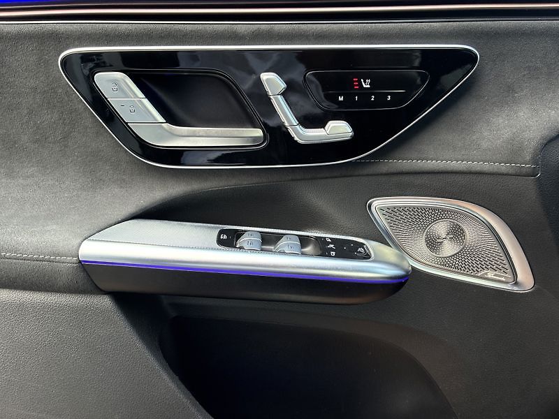 Mercedes-Benz Třídy E EQE SUV EQE 500 4MATIC SUV Ele - fotka 13 z 18