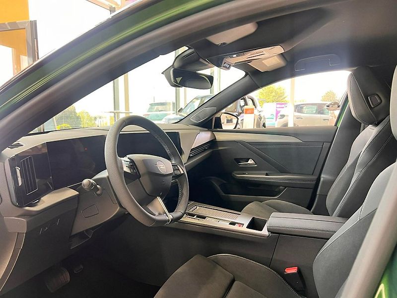 Opel Astra NEW ST GS Hybrid TURBO 145k - fotka 8 z 29