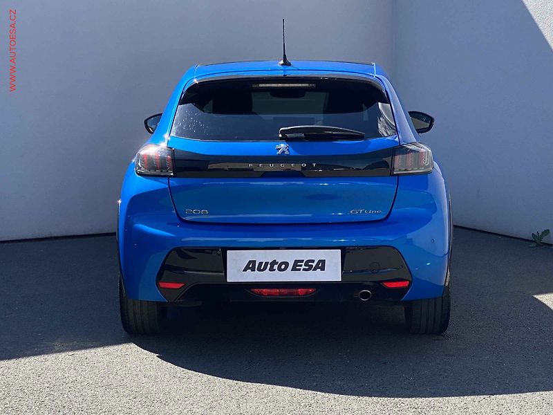 Peugeot 208 (2020) 1.2PT, GT Line, LED, navi - fotka 5 z 18