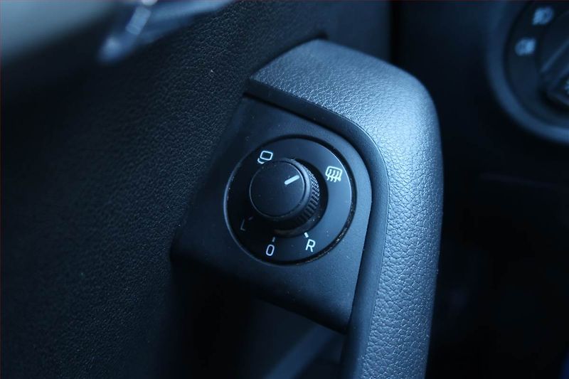 Škoda Octavia (2018) 2.0 TSI, Automat, Kůže, Navi - fotka 22 z 25