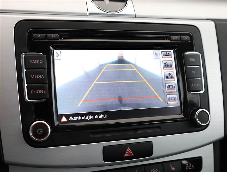 Volkswagen Passat (2012) Alltrack 2.0 TDI, 4X4 - fotka 14 z 18