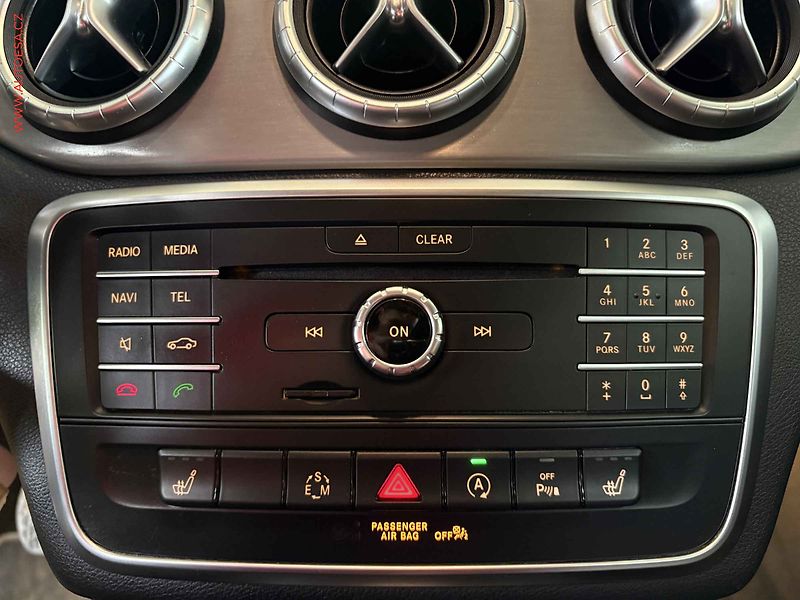 Mercedes-Benz CLA (2015) 1.6T 200, AT, bixen, navi - fotka 14 z 16