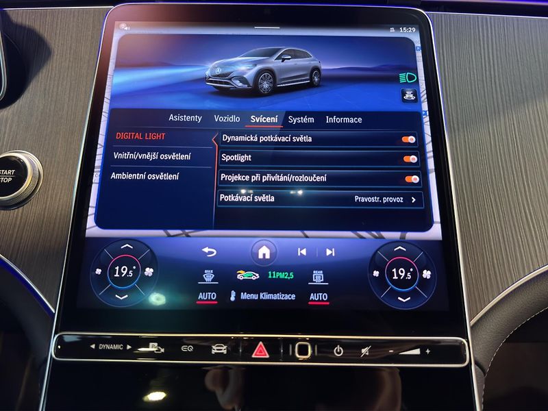Mercedes-Benz EQE (2024) 350+SUV - fotka 18 z 22