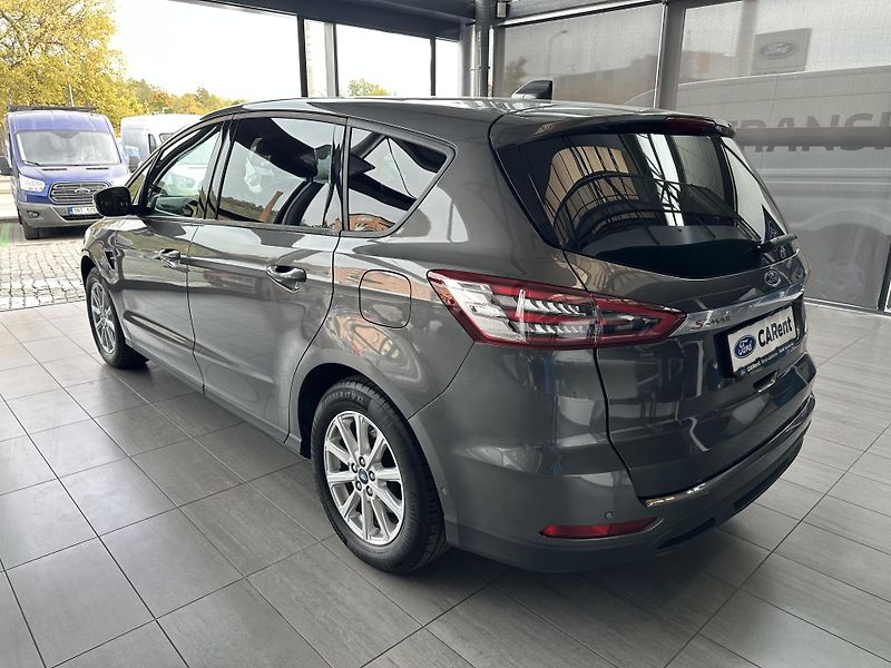 Ford S-MAX Business 2.5i HEV 190k aut. - fotka 2 z 30
