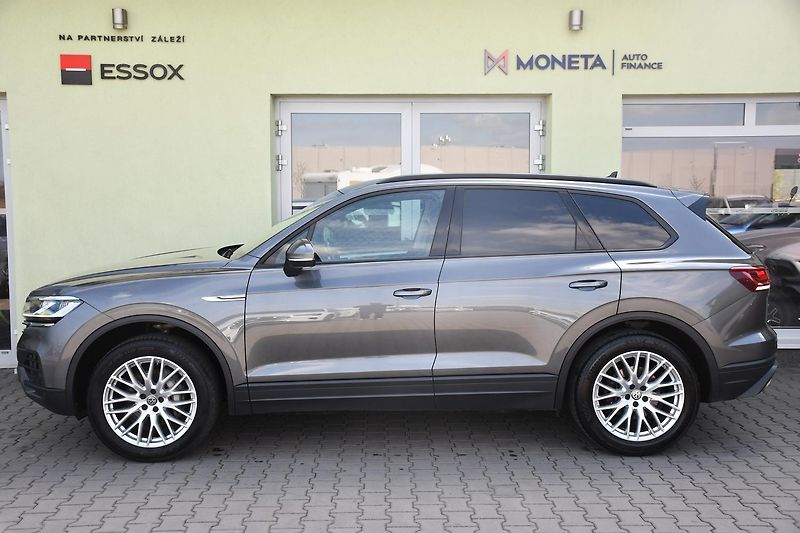 Volkswagen Touareg 3.0TDi 4MOTION ČR TAŽNÉ - fotka 11 z 35