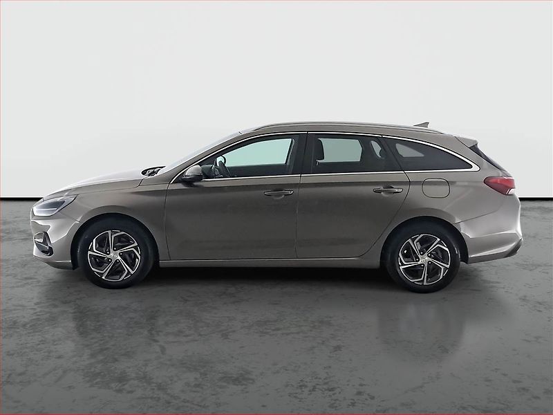 Hyundai i30 (2023) Smart 1.0 T-GDI - fotka 3 z 20