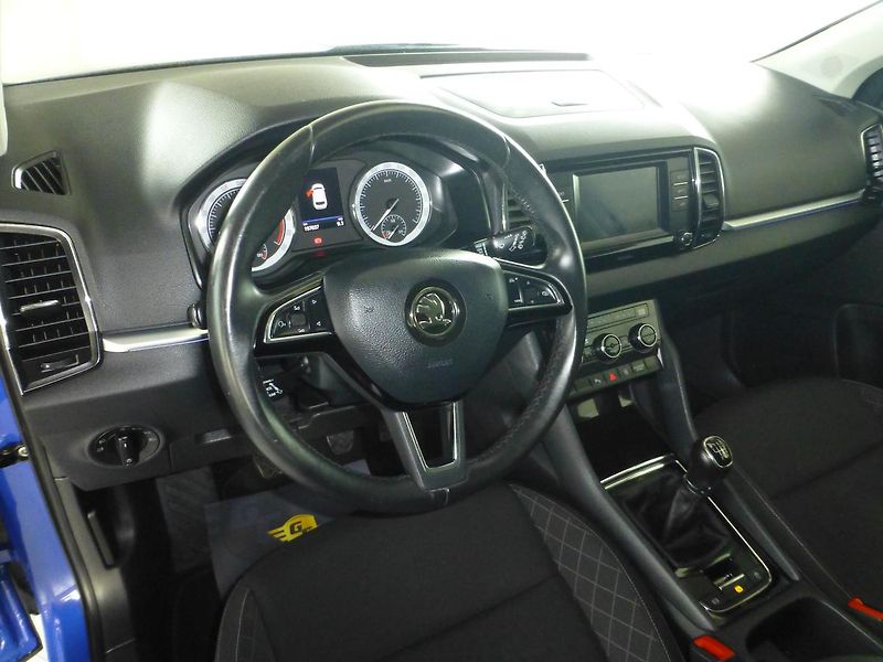 Škoda Karoq (2019) 1,6TDI*PARK.S**ALU***VYHŘ.SED. - fotka 12 z 28