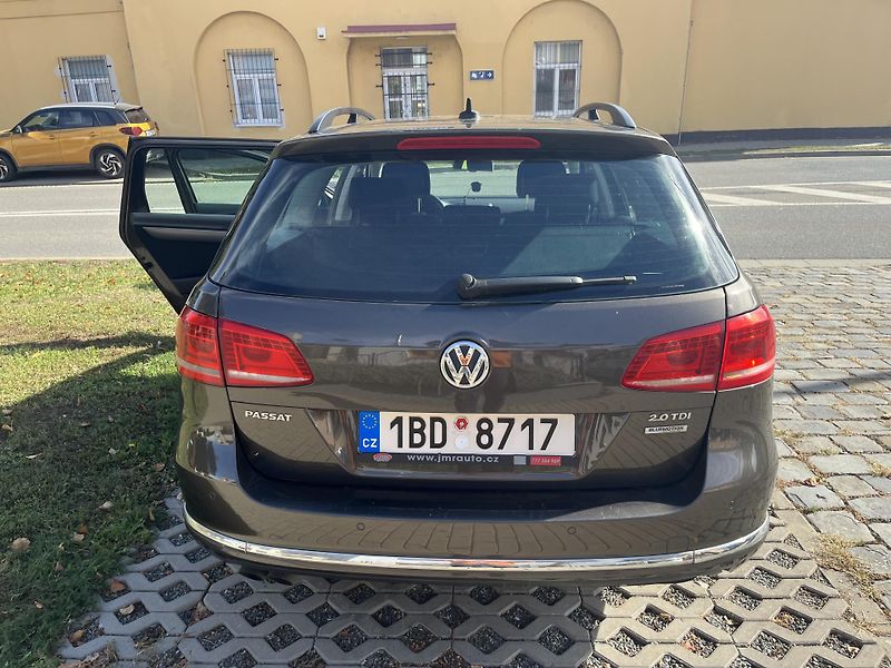 Volkswagen Passat (2013) TDI 2l - fotka 5 z 10