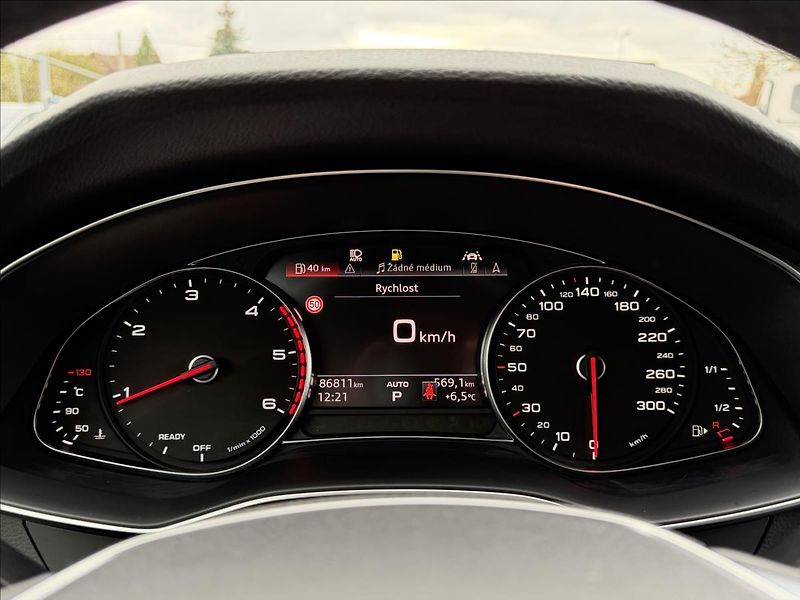 Audi A6 Avant 3,0 50 TDi 210 KW QUATTR - fotka 16 z 30