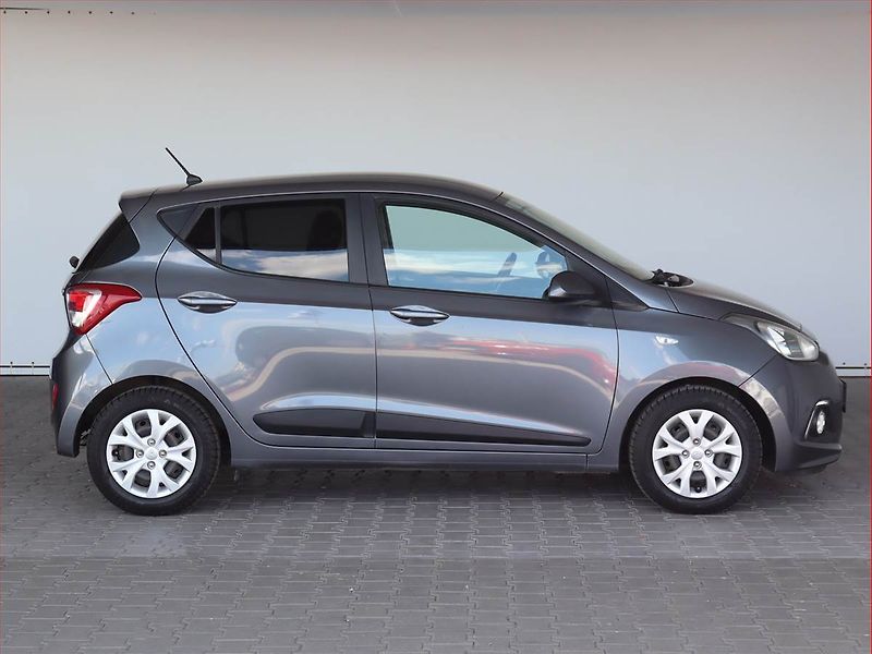 Hyundai i10 (2017) Classic 1.0, Serv.kniha - fotka 6 z 16