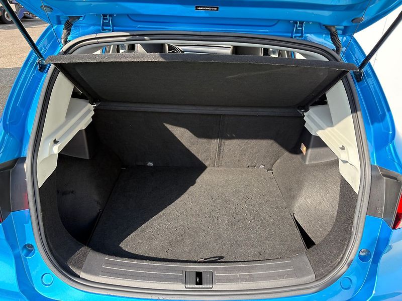 MG ZS 1.0TGI AUT. Eleg, Navi, Kamera - fotka 23 z 25