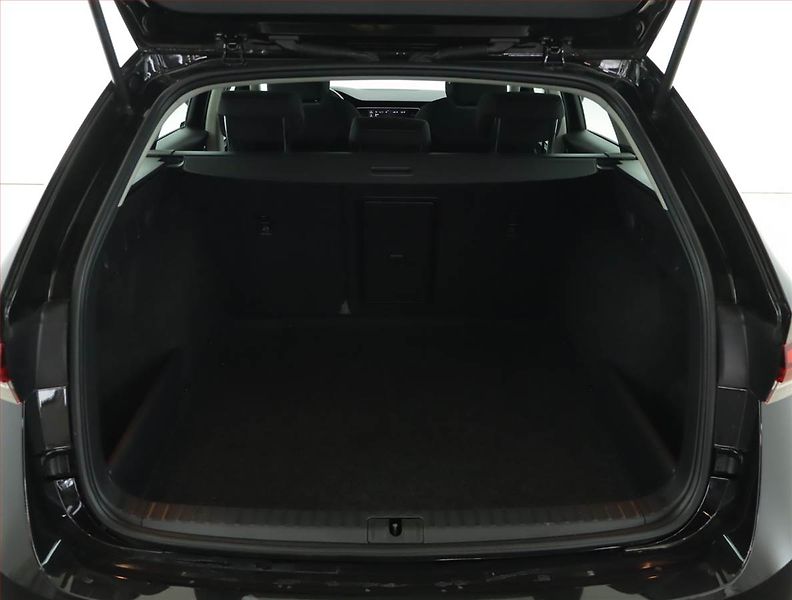 Škoda Octavia (2021) Ambition 2.0 TDI, Automat - fotka 14 z 16