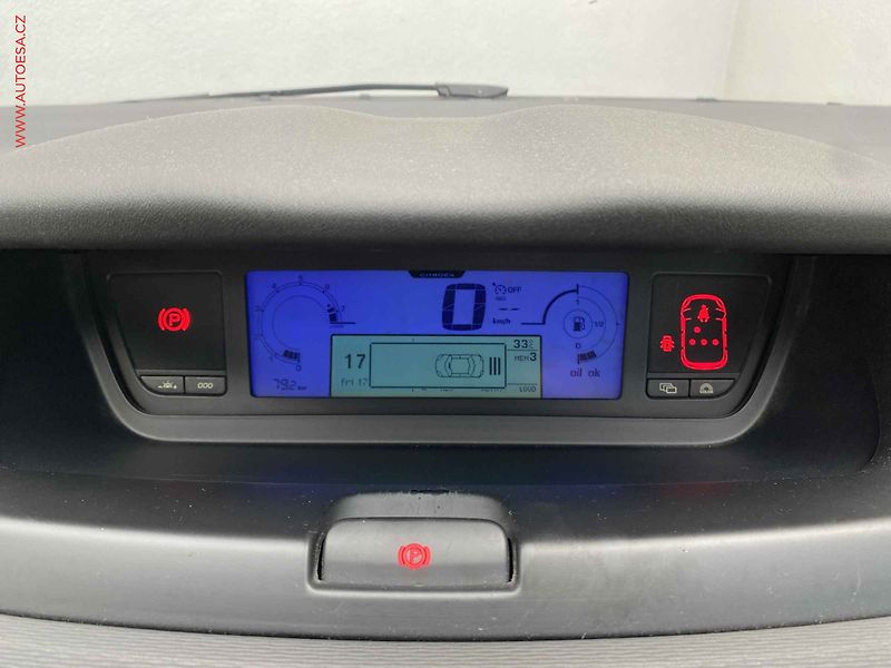 Citroën C4 Picasso (2009) 1.6i, autoAC, temp - fotka 17 z 18
