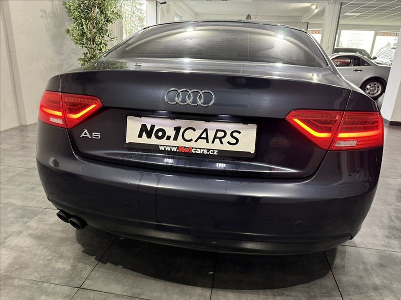 Audi A5 1,8   TFSI S-LINE BI-XEN ČR - fotka 16 z 21