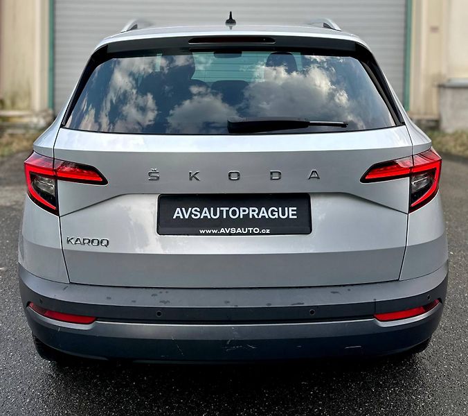 Škoda Karoq (2019) 1.6 TDI 2019 VELKY SERVIS - fotka 5 z 37