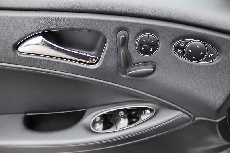 Mercedes-Benz CLS CLS 350 200kW - fotka 20 z 50
