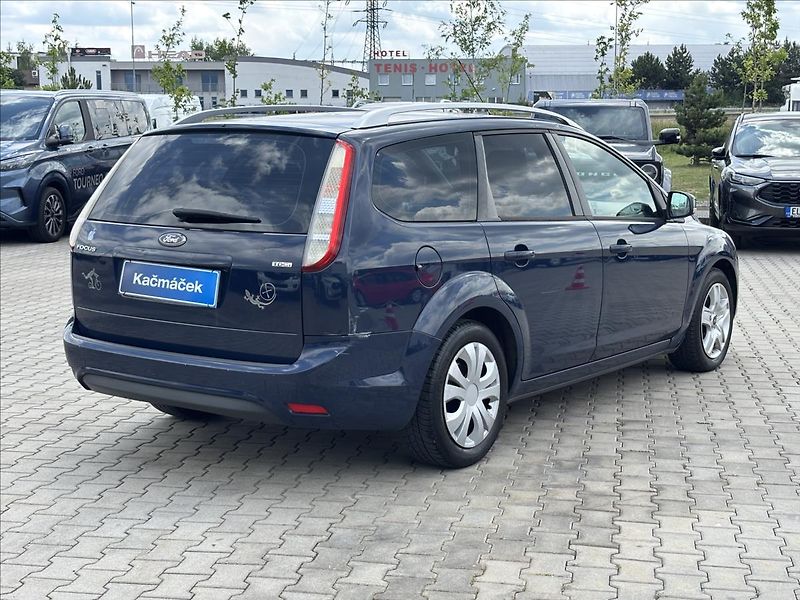 Ford Focus 1,6 TDCi 66kW - fotka 5 z 19