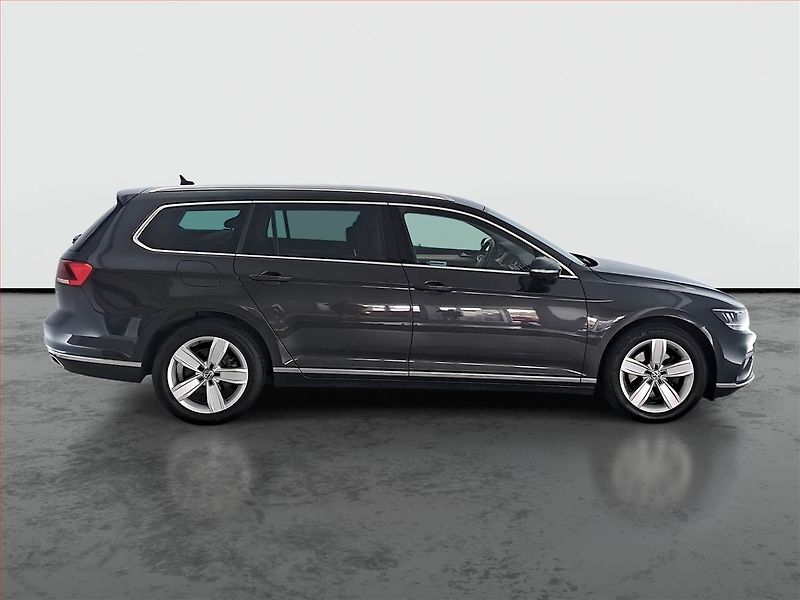 Volkswagen Passat (2020) 2.0 TDI, Automat, Serv.kniha - fotka 6 z 22