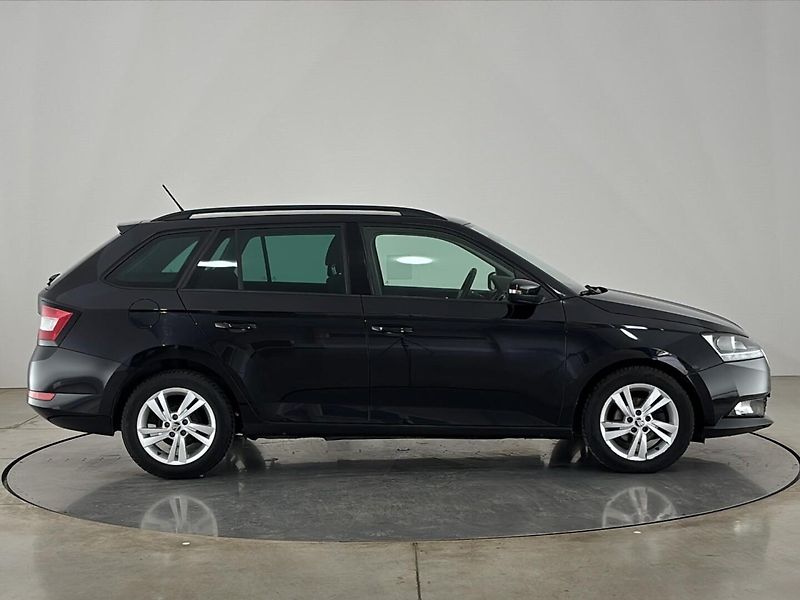 Škoda Fabia Ambition - fotka 16 z 29
