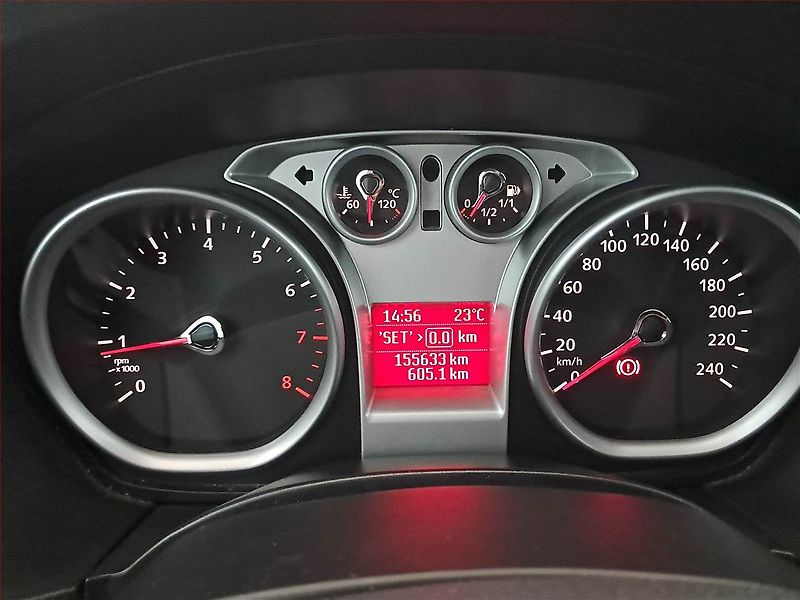 Ford Focus (2009) 1.6 i, jezdí výborně - fotka 11 z 15
