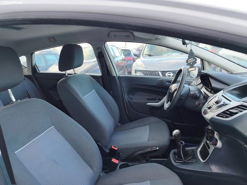 Ford Fiesta (2012) - fotka 10 z 26
