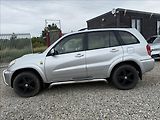 Toyota RAV4 2,0 D-4D 4X4 TAŽNÉ NOVÁ STK - náhled 8