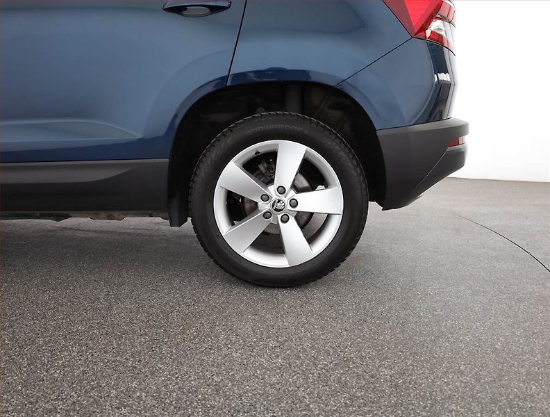 Škoda Karoq (2019) 1.6 TDI, Automat, Tempomat - fotka 12 z 17