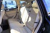 Volkswagen Touareg 3.0 TDI*Pano*Tažné*Kamera - náhled 17