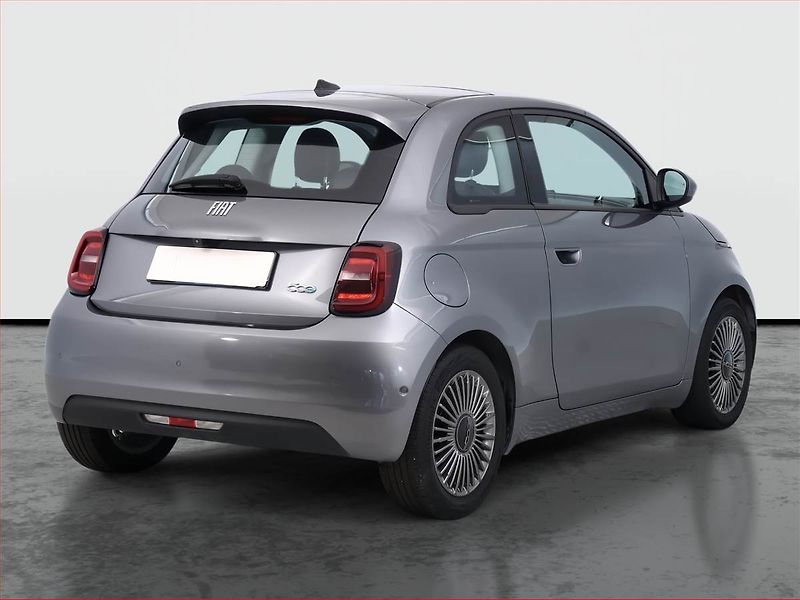 Fiat 500e (2021) 42 kWh, SoH 91%, Automat - fotka 5 z 22