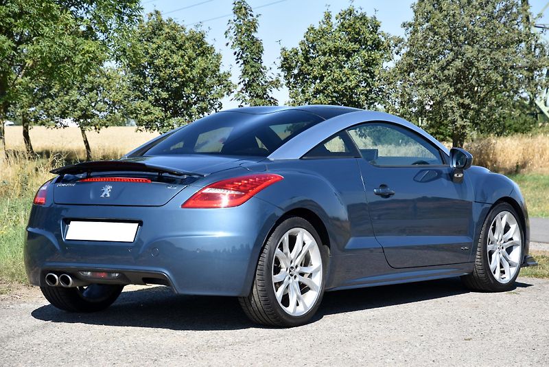 Peugeot RCZ 1.6 T GT-LINE RED CARBON, NAVI - fotka 3 z 47