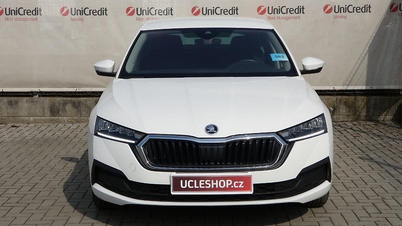 Škoda Octavia 1.5 TSI DSG Ambition - fotka 2 z 22