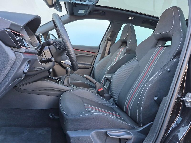Škoda Kamiq (2025) Monte Carlo 1.5 TSI 110kW - fotka 13 z 34