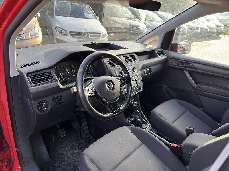 Volkswagen Caddy - fotka 5 z 10