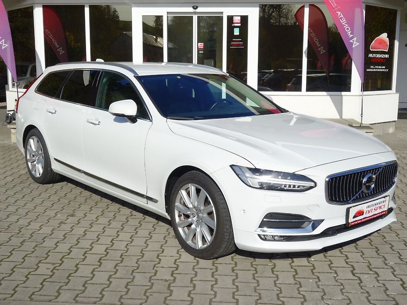 Volvo V90 (2017) 2.0D4 140kW INSCRIPTION -1.MAJ - fotka 1 z 47