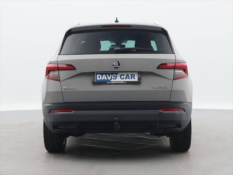Škoda Karoq 1,5 TSI 110kW DSG Style Virtua - fotka 6 z 30