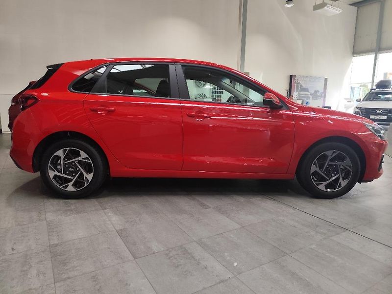 Hyundai i30 (2026) 26 HB 1,0 T-GDI MT GO CZECH    - fotka 4 z 5