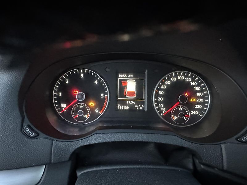Volkswagen Sharan (2014) VW Sharan 2,0 TDI 4.Motion - fotka 10 z 24