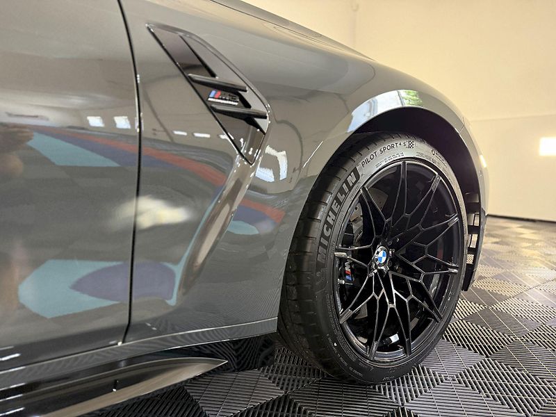 BMW M3 Competition xDrive NEW Indiv. - fotka 46 z 46