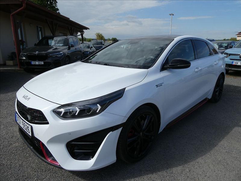 Kia ProCeed 1,6 T-GDI 150kW GT ZÁRUKA - fotka 3 z 50
